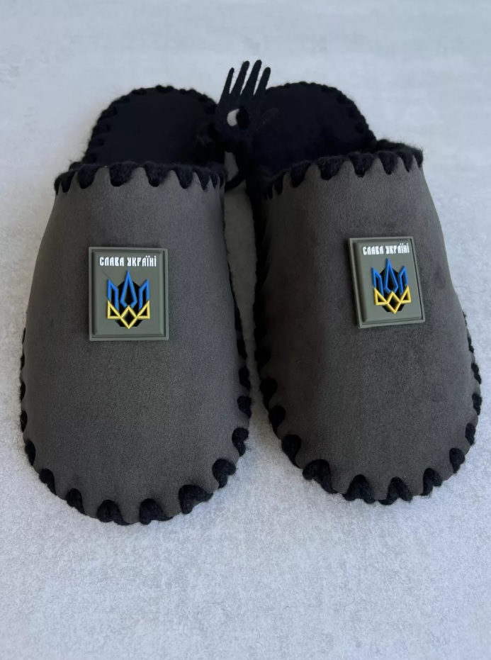 Мужские домашние тапочки Family Story Классические Слава Украине закрытые ЭВА 40-41 р
