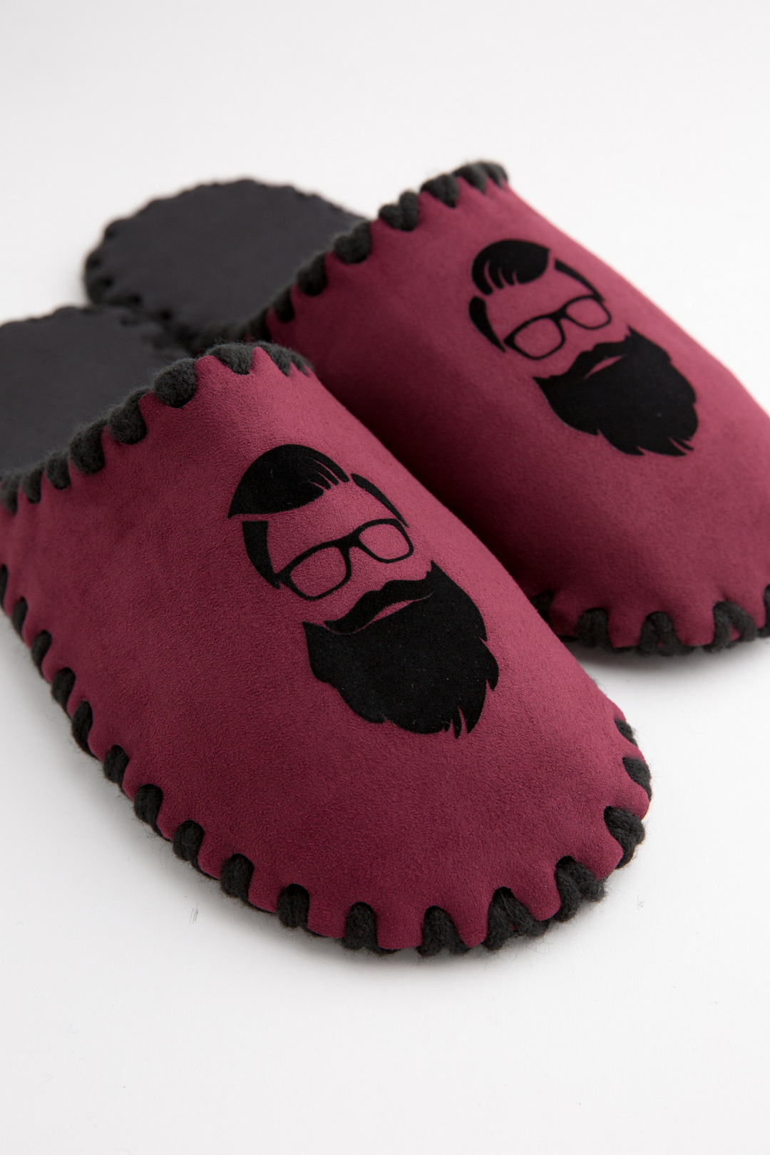 Чоловічі домашні капці Family Story Класичні Бородач закриті Сливові