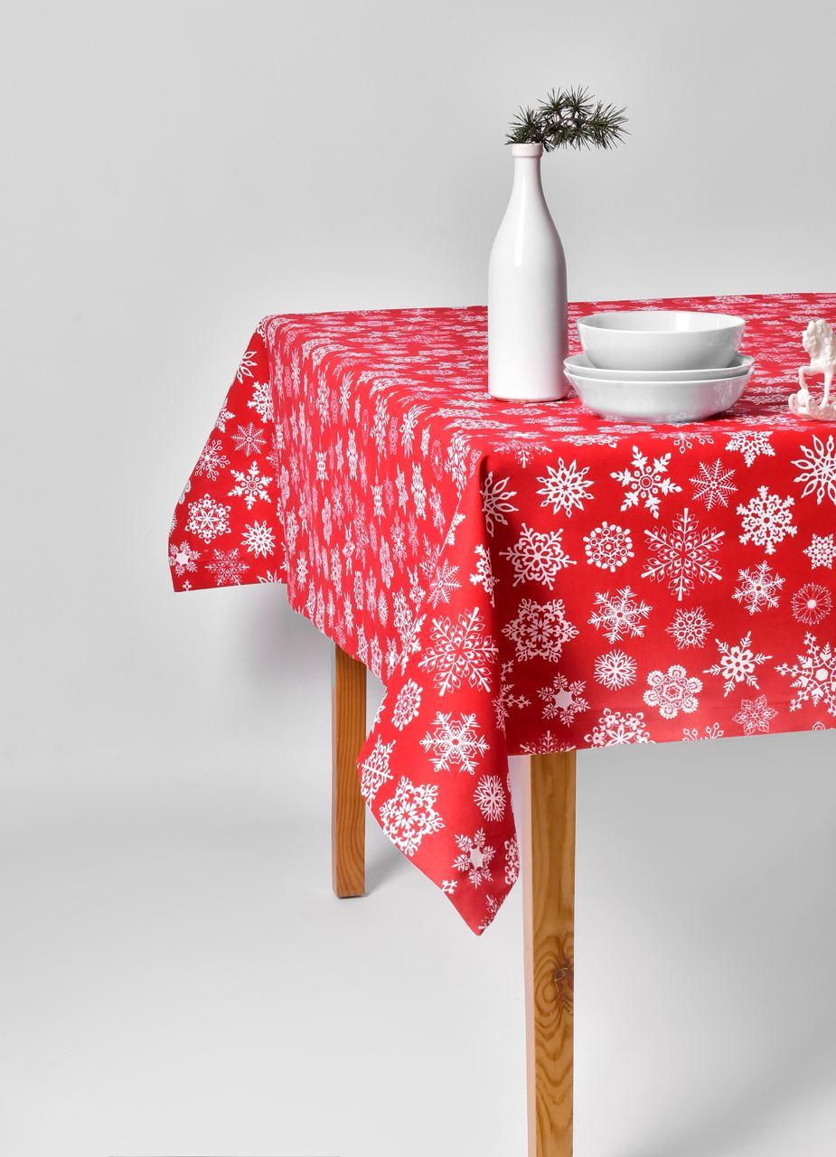 Скатерть Новогодняя водоотталкивающая TM IDEIA Снежинка на красном