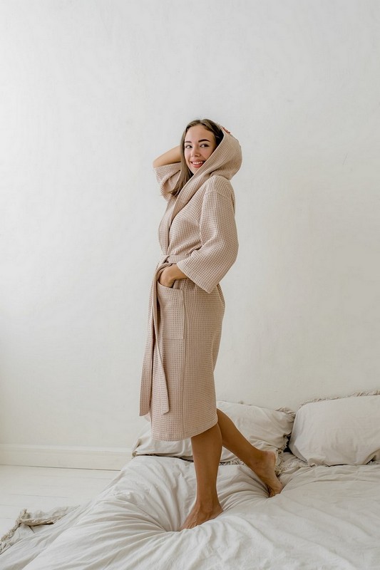Жіночий вафельний халат з капюшоном беж Жіночий вафельний халат з капюшоном беж