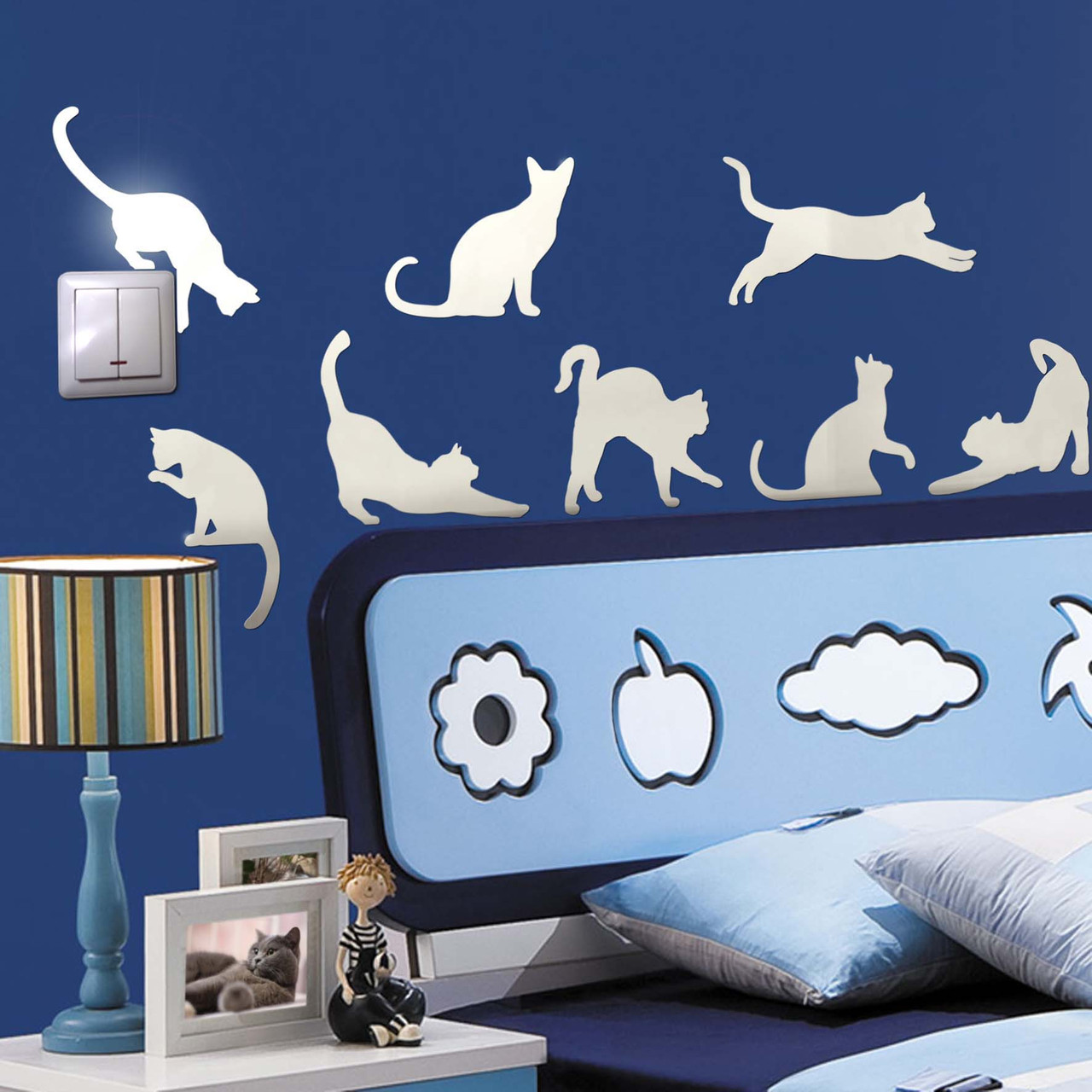 Зеркальный настенный акриловый декор наклейка "Кошки" 8 шт. серебро