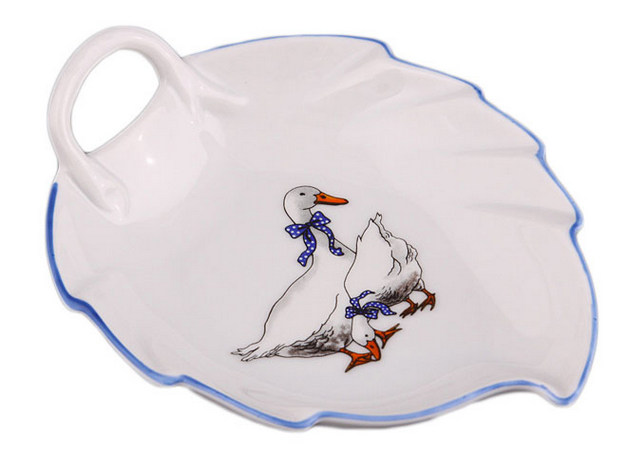 

Блюдо Cesky porcelan Гуси 13х12 см 606-521