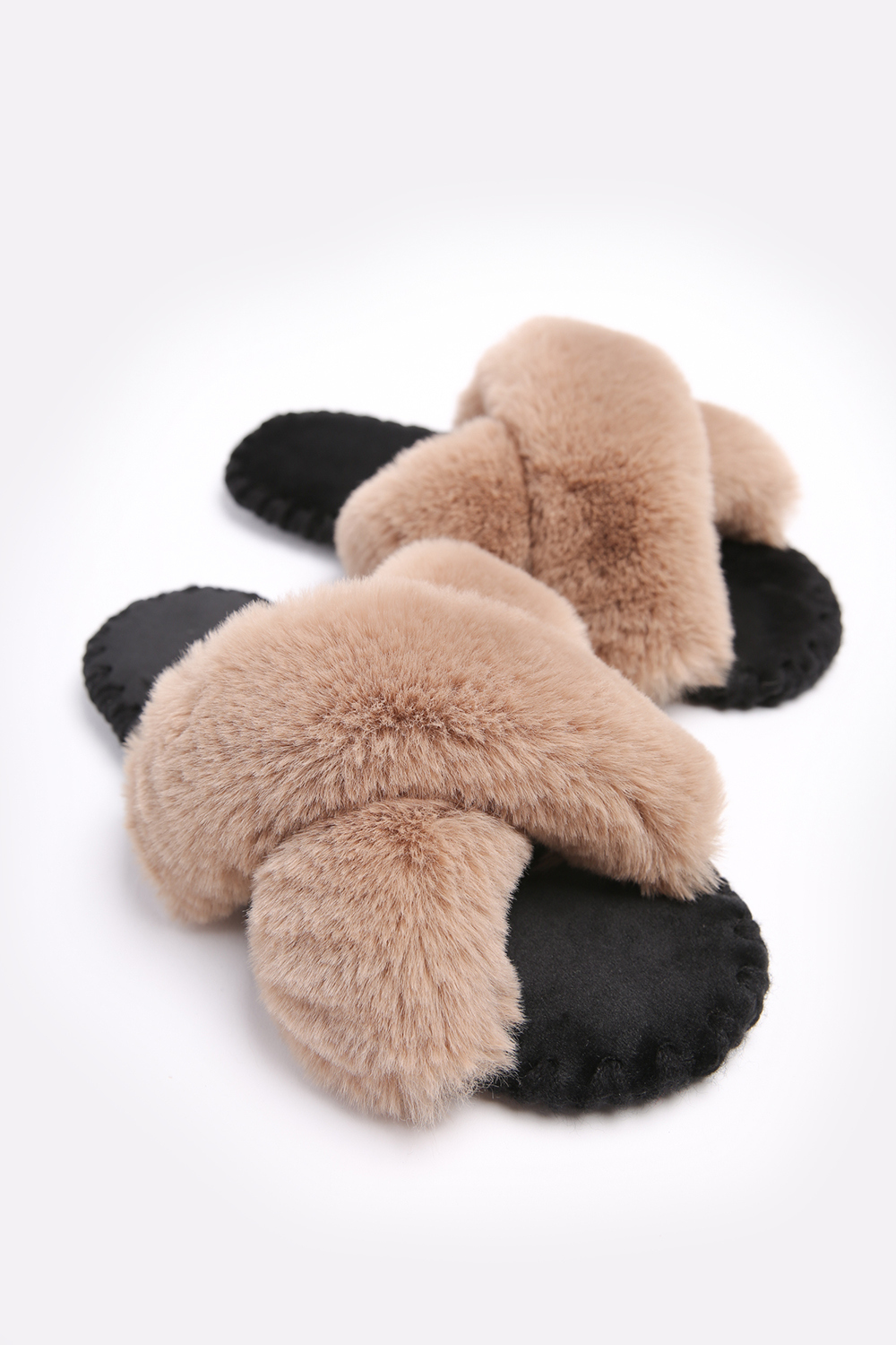 Жіночі домашні капці Family Story Іксики Бежеві