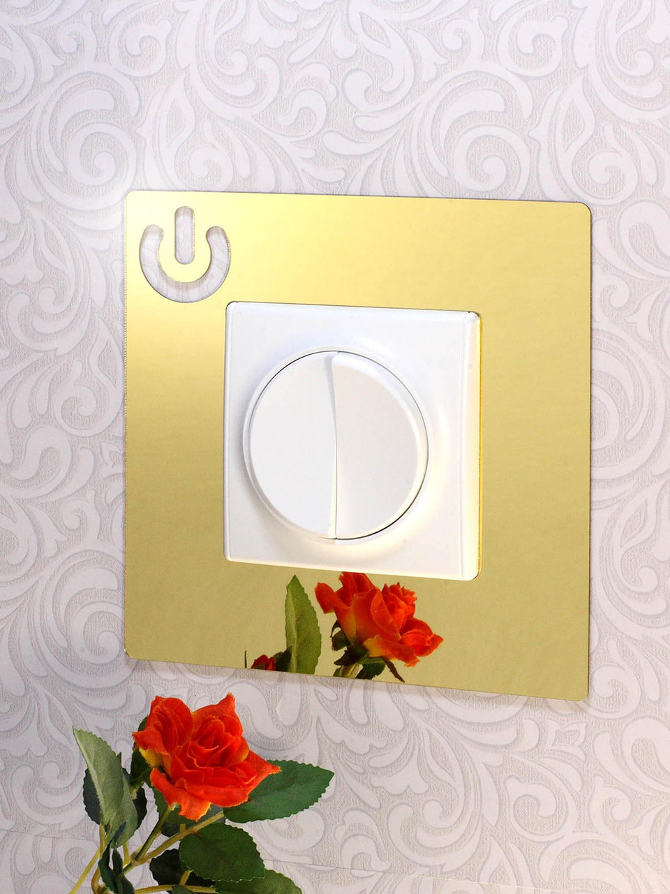Дзеркальний настінний акриловий декор рамка наліпка під вимикач №12 золото 1шт.