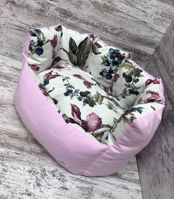Лежак для кошек и собак панама модель 1 "Colibri pink" 50х40 см