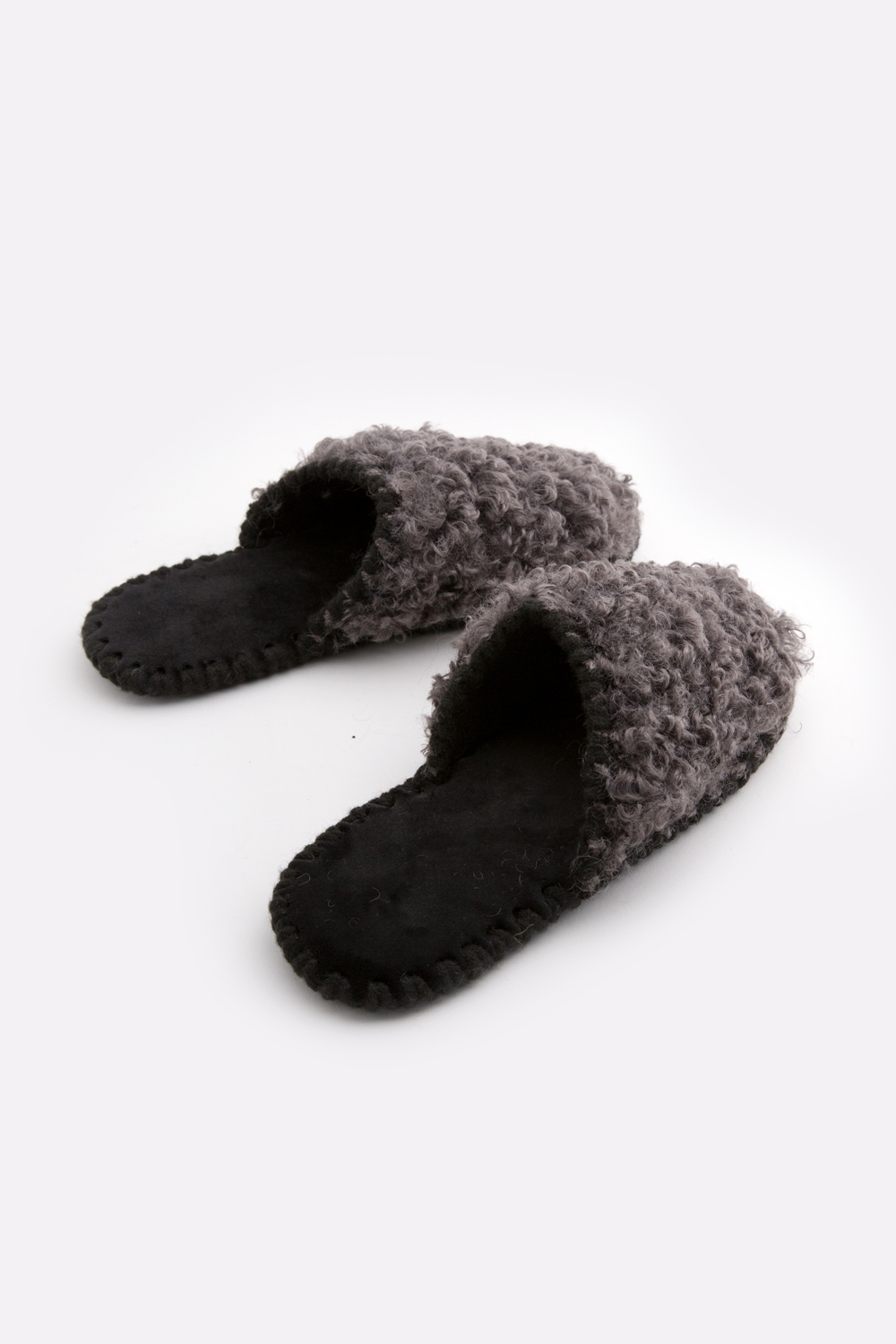 Чоловічі домашні капці Family Story Кучерики закриті Сірі