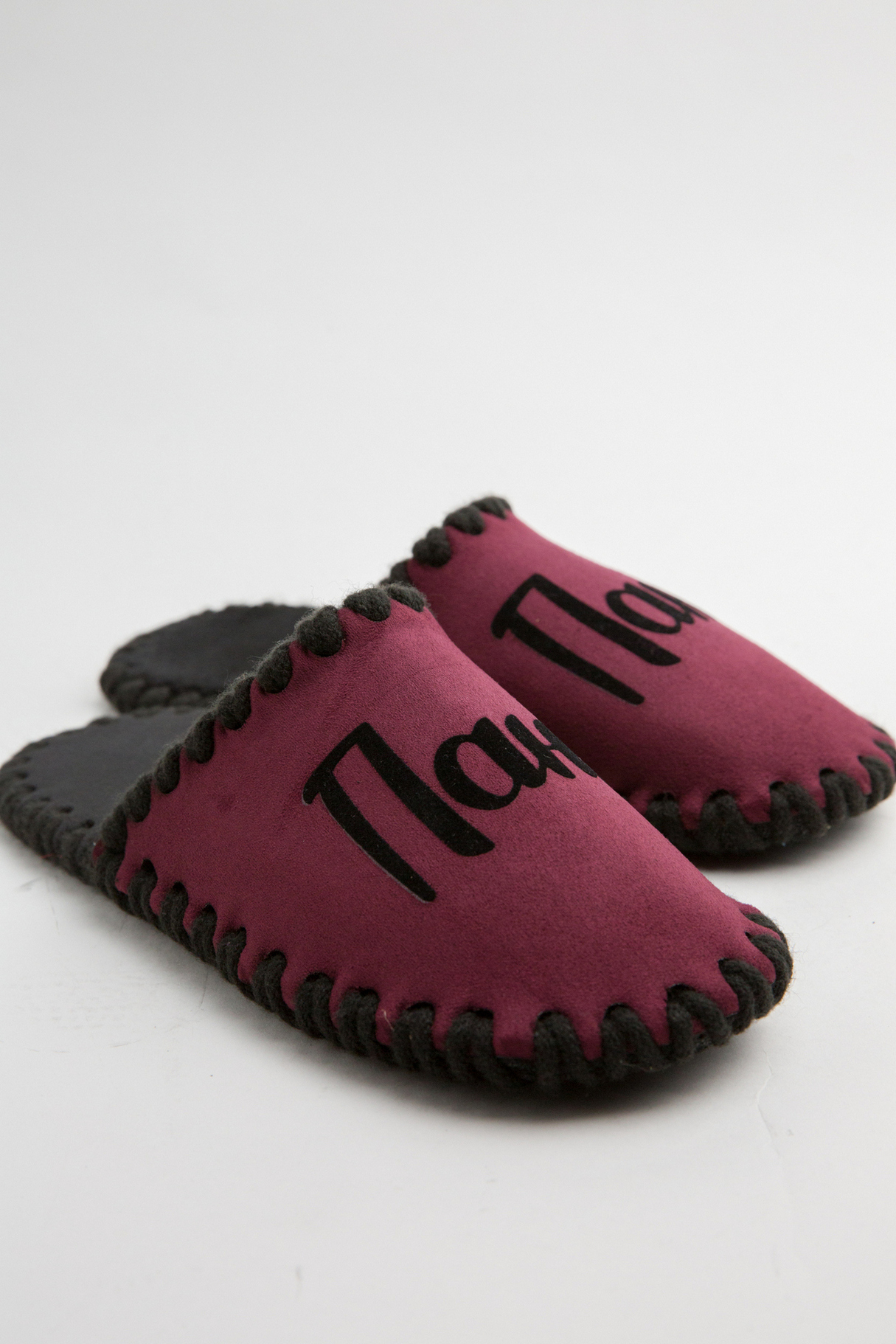 Жіночі домашні капці Family Story Класичні закриті Пані сливові