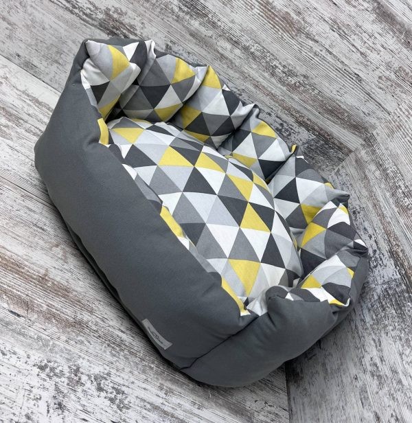 Лежак для котів та собак панама модель 1 “Mosaic yellow” Лежак для котів та собак панама модель 1 “Mosaic yellow”