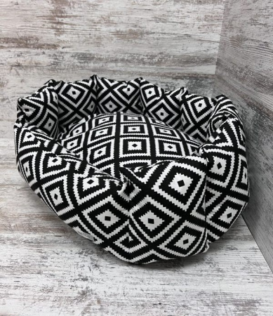 Лежак для котів та собак панама модель 1 “Facets” фото 1