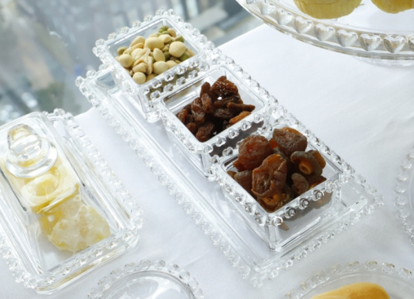 Набор для закусок Olens Прозрачное Сердце (поднос 2,5*12,5*30 см + 3 блюдца 125 мл ) фото 3