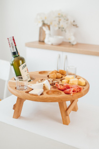 Столик Wood Decor для міцних напоїв на 4 стаканчики + отвір під пляшку фото 1 Столик Wood Decor для міцних напоїв на 4 стаканчики + отвір під пляшку фото 1